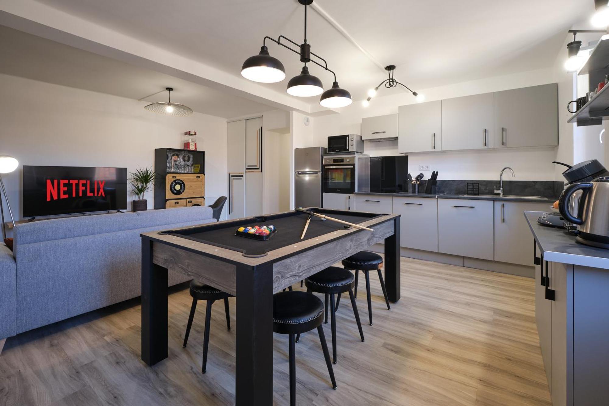 Magnifique*T4*Centre Ville*Wifi*Billard*Netflix* Limoux Bagian luar foto